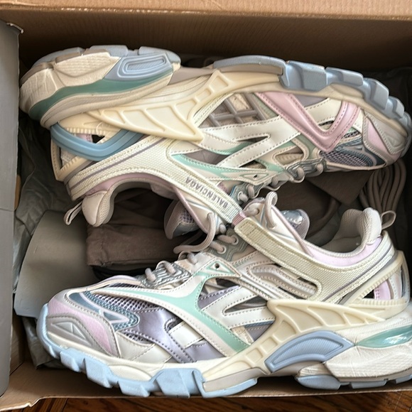 Balenciaga Track Runners - Picture 1 of 1